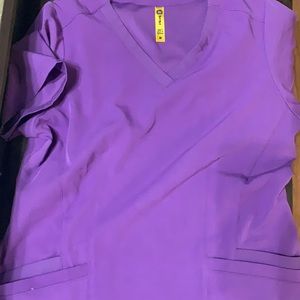 Wonderwink scrub top